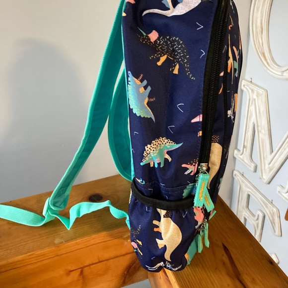 Backpack - Picture 4 of 5